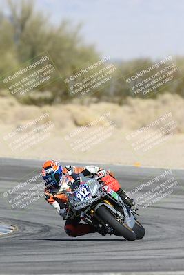 media/Dec-07-2025-CVMA (Sun) [[3e7d2de5dc]]/Race 7-Formula Lightweight Twins Shootout/